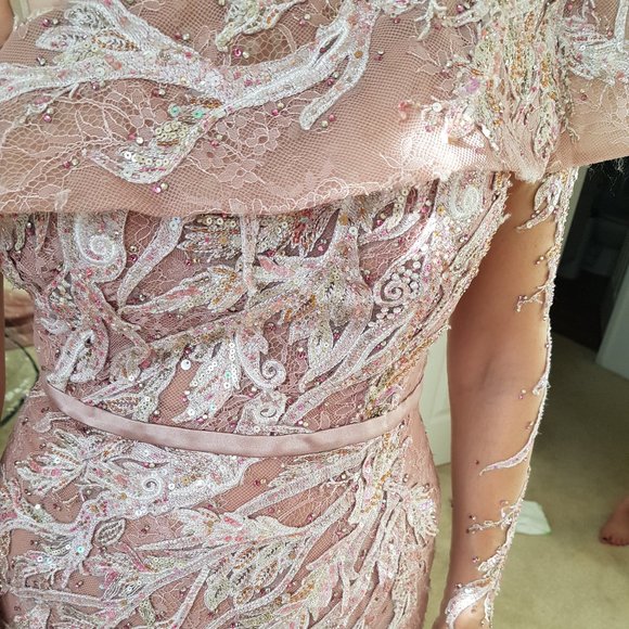 Evening dress - Picture 4 of 8